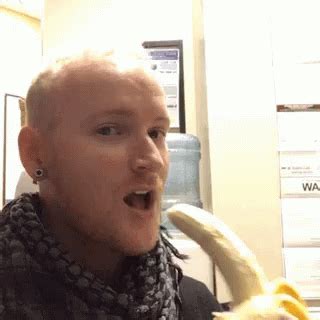 deep throat gif|Deep Throat GIFs .